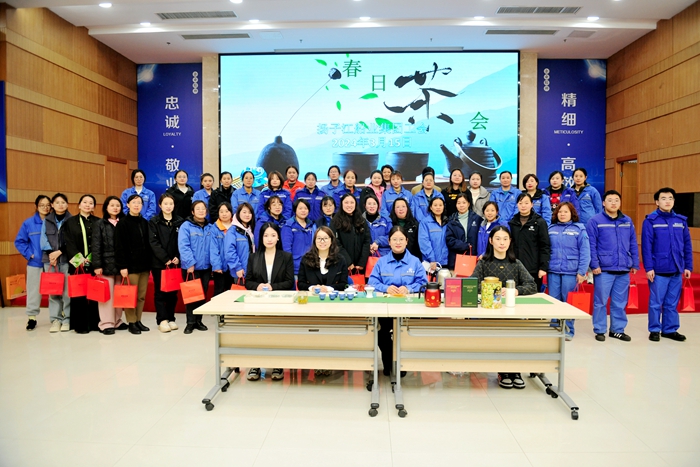 DSC_8918-823b300e50714f2a9f38cb4c25c0875e DSC_8918-823b300e50714f2a9f38cb4c25c0875e